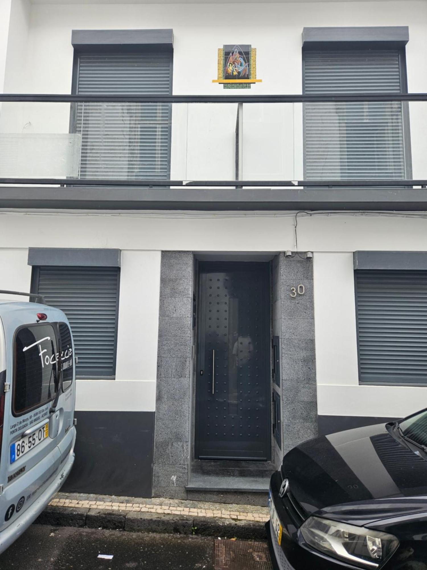 Bella Italia Coronel Miranda Guest House Ponta Delgada  Exterior photo